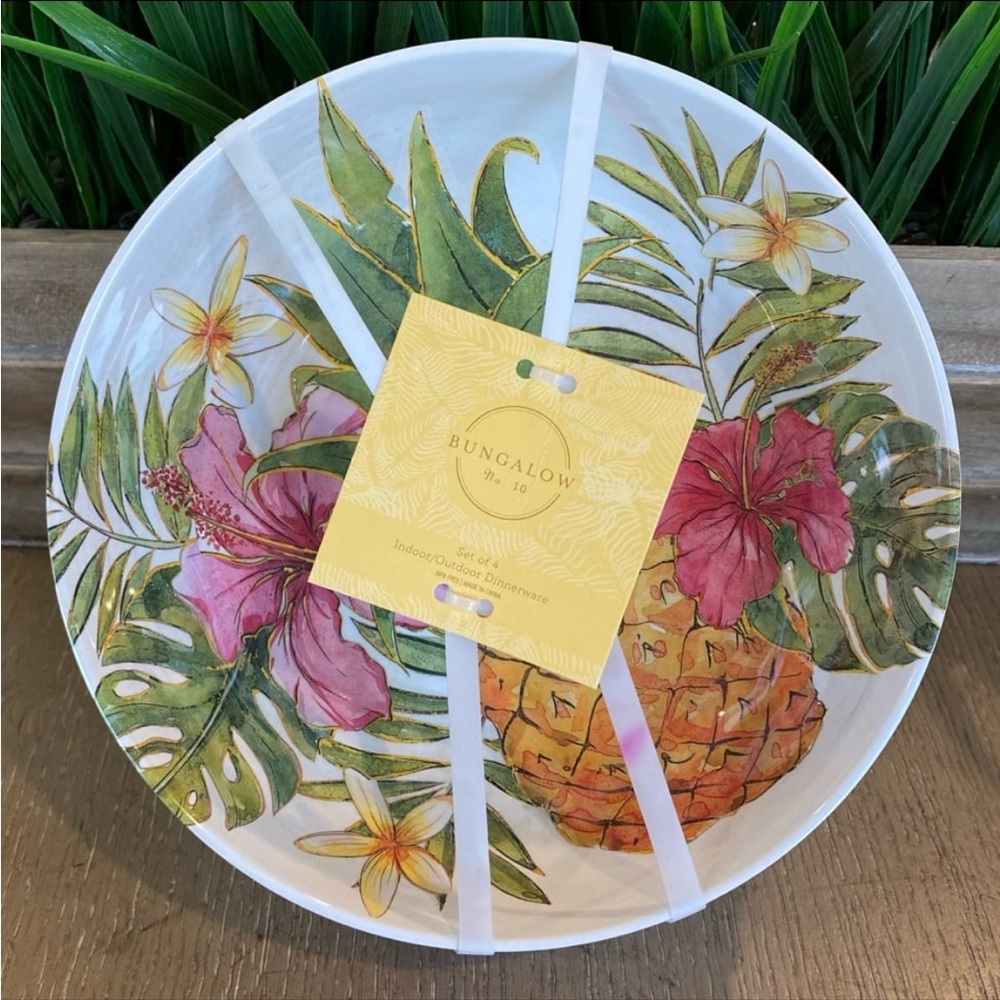 NEW

Floral  Pineapple Set of 4- Dinner Bowls 🍍🌺